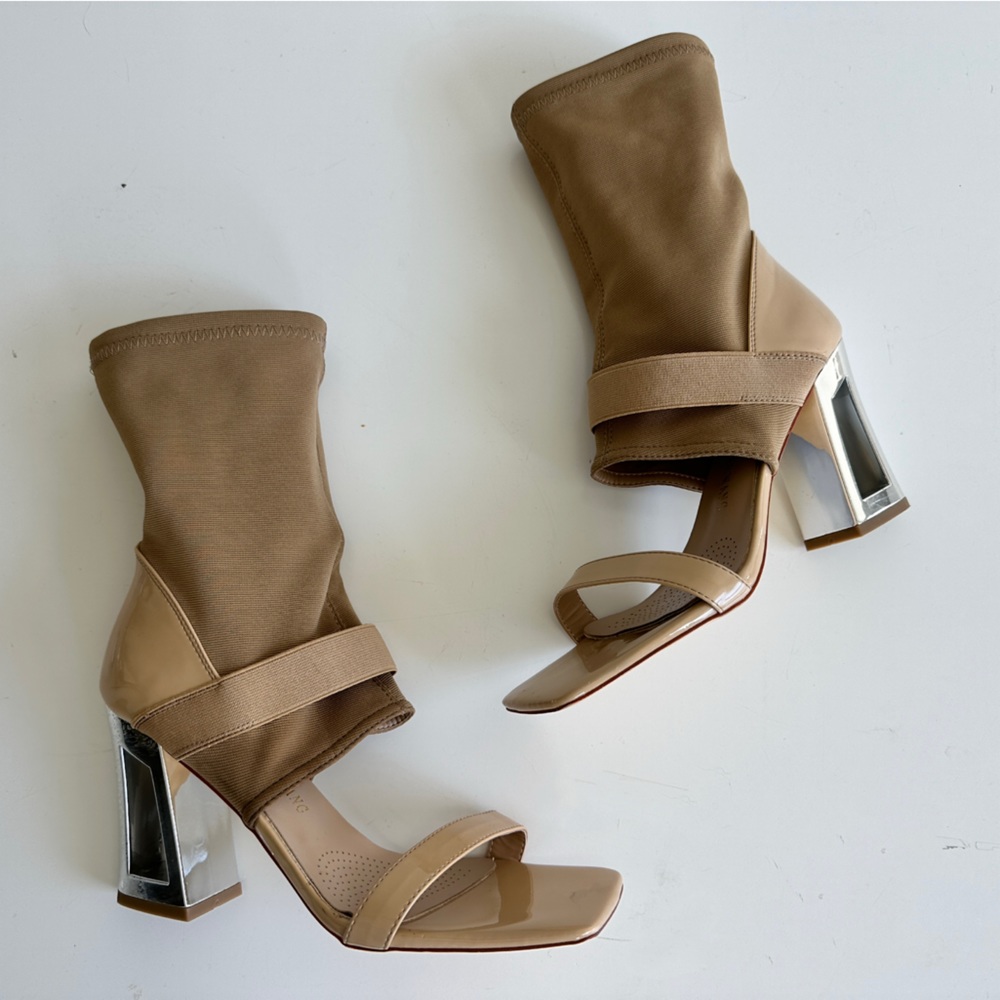 AZALEA WANG NOT LETTING YOU GO TONIGHT CHUNKY HEEL BOOTIE 8.5